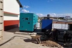 Groupes électrogènes diesel insonorisés de la série de moteur Weichai exportés en Afrique